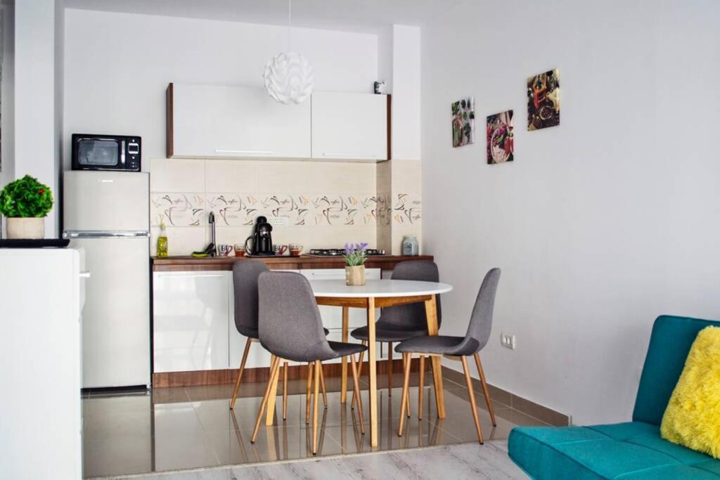 Dream Apartment+Parcare Gratuita 오라데아 외부 사진